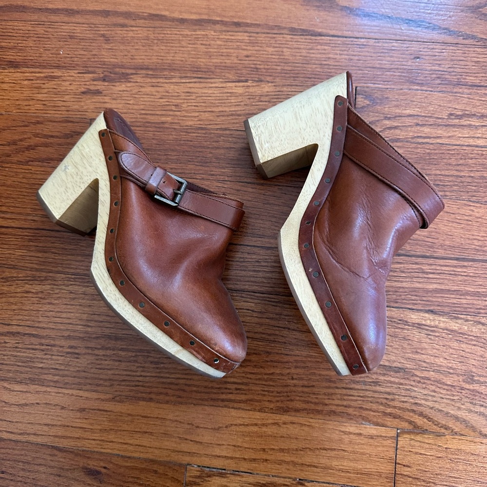 Madewell Brown Leather Wooden Clogs
